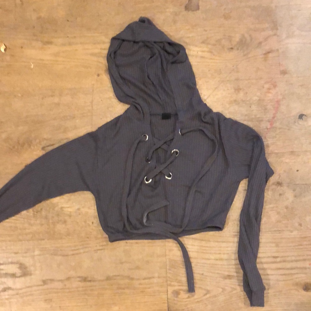 Never worn long sleeve crop top